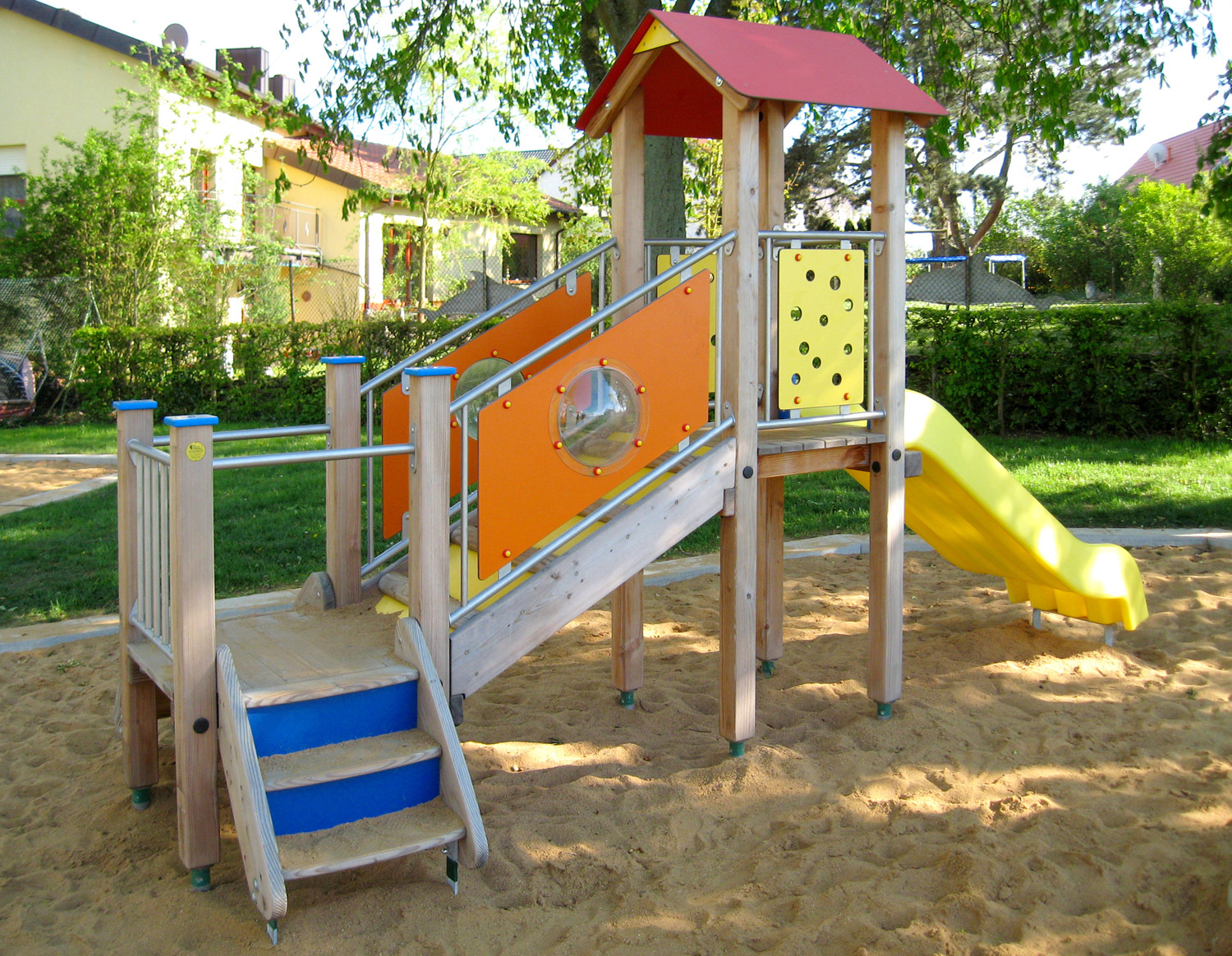 Clevermoto® Kleinkinder Spielkombination Erik Clevermoto® Kleinkinder Spielkombination Erik