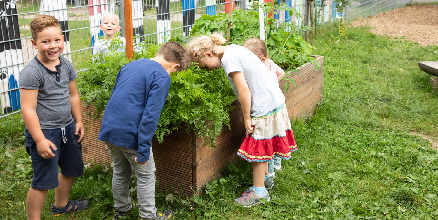 Kinder am Tag der Naturwissenschaften