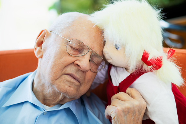 JOYK Empathiepuppen bei Menschen mit Demenz