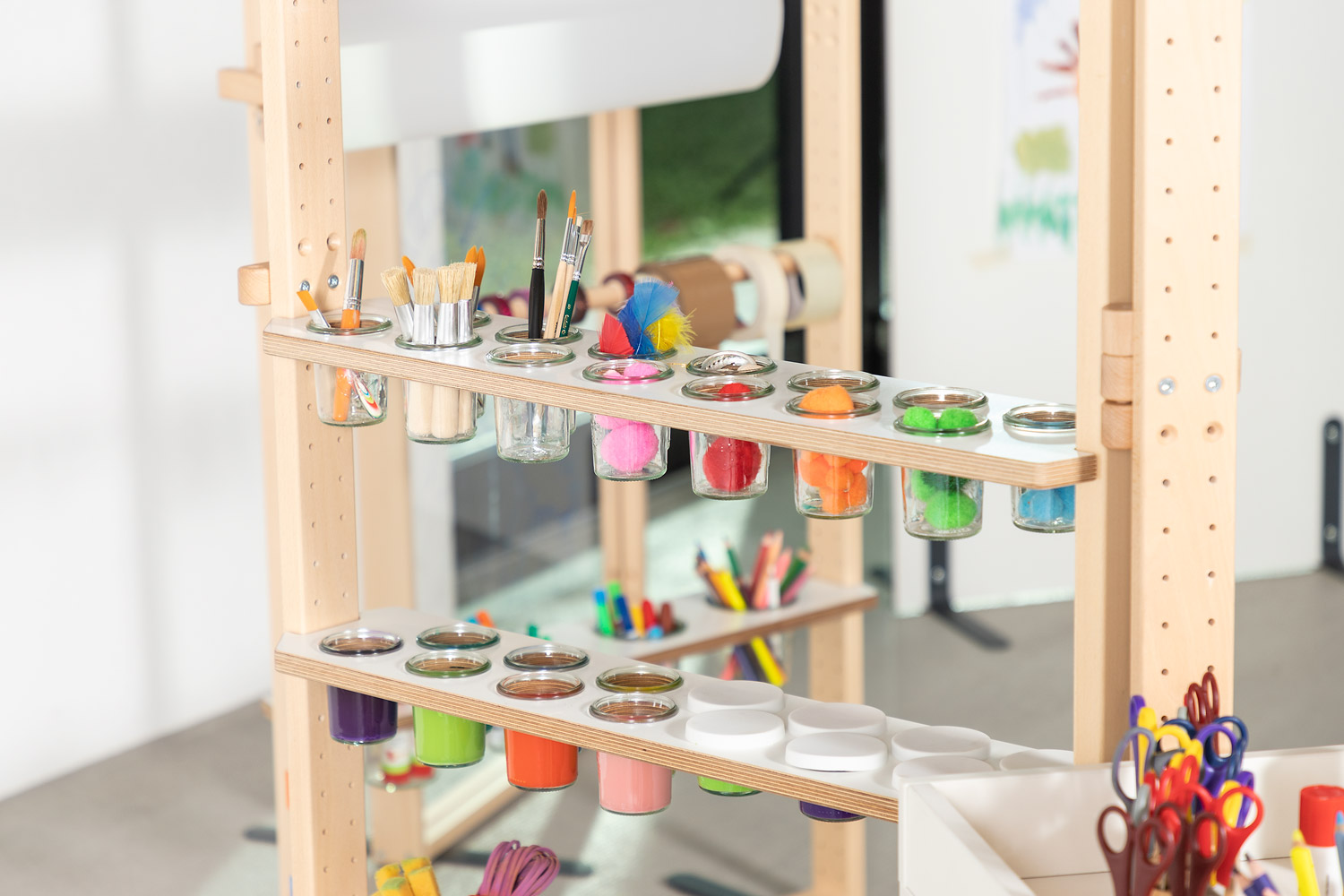 kombi-mobil "KreativWerkstatt Materialien und Malen" kombi-mobil "KreativWerkstatt Materialien und Malen"