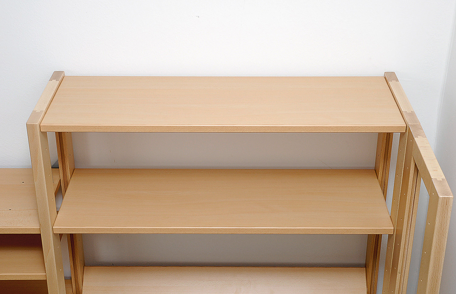 Konstruktionsboden für Combino Bücherregal