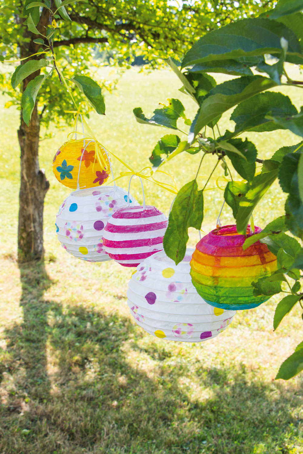 Papierlampions weiß