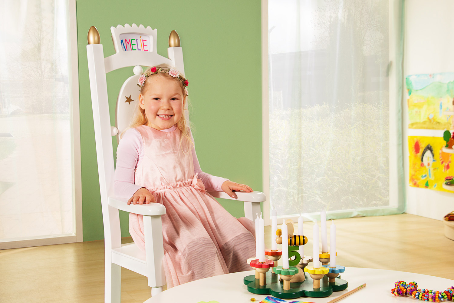 Geburtstagsstuhl Geburtstagskind auf Geburtstagsstuhl