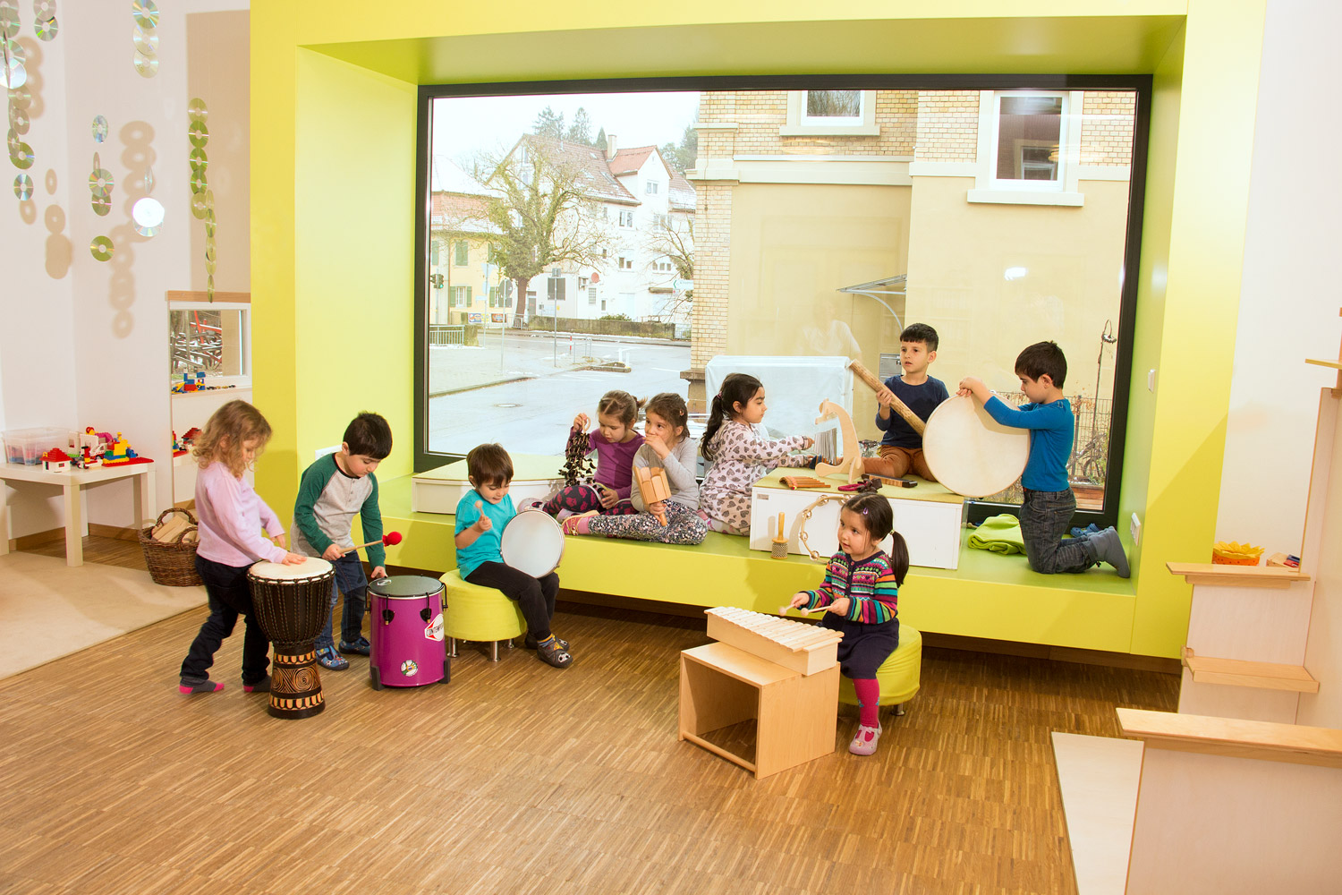 Musikinstrumente Kinder musizieren gemeinsam