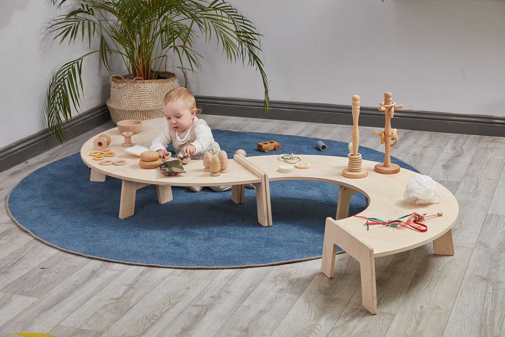Spielkreis für Kleinkinder Spielkreis für Kleinkinder